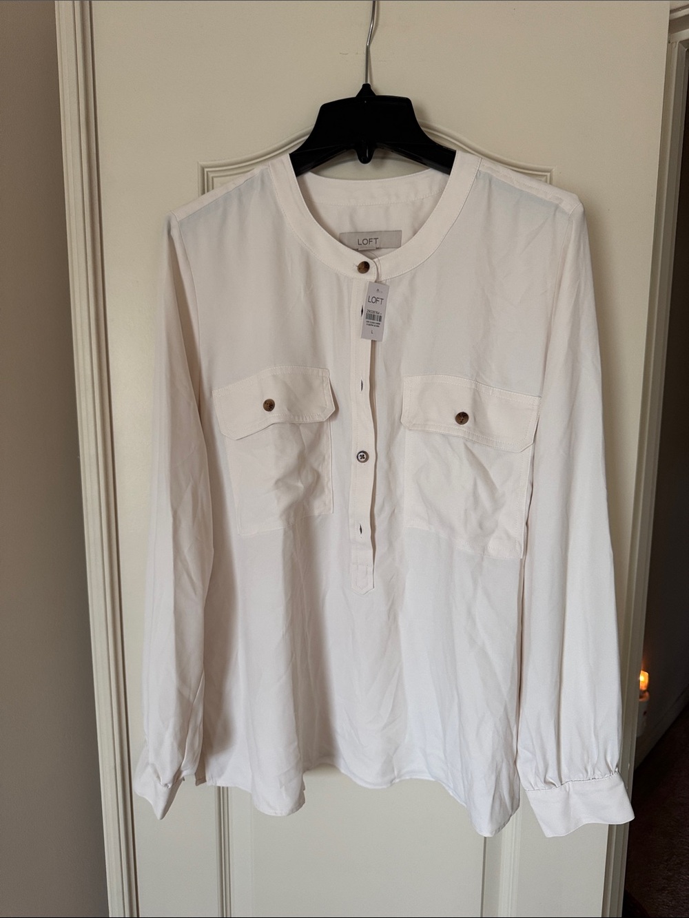 LOFT Cream Long-Sleeve Button Front Pullover Shirt